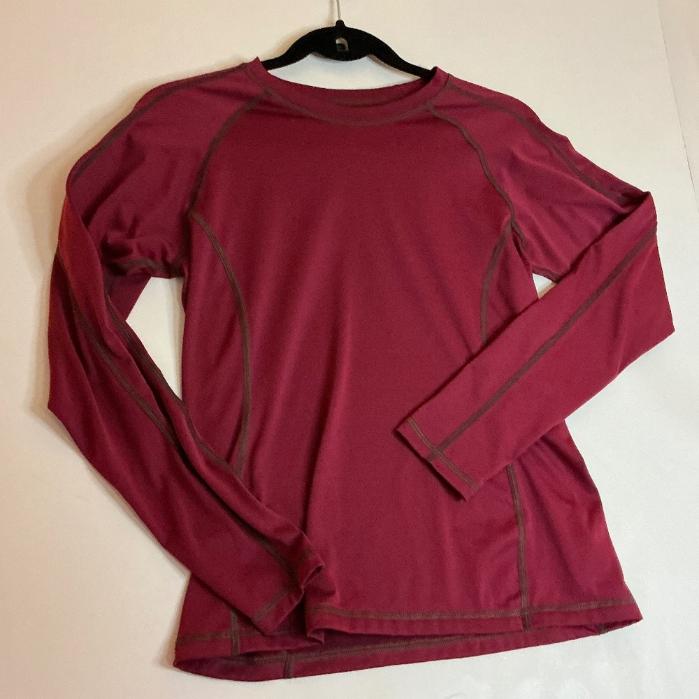 Marmot base layer women’s burgundy long sleeve s/p